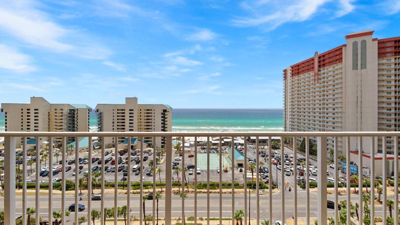 Laketown Wharf 1025 Apartment