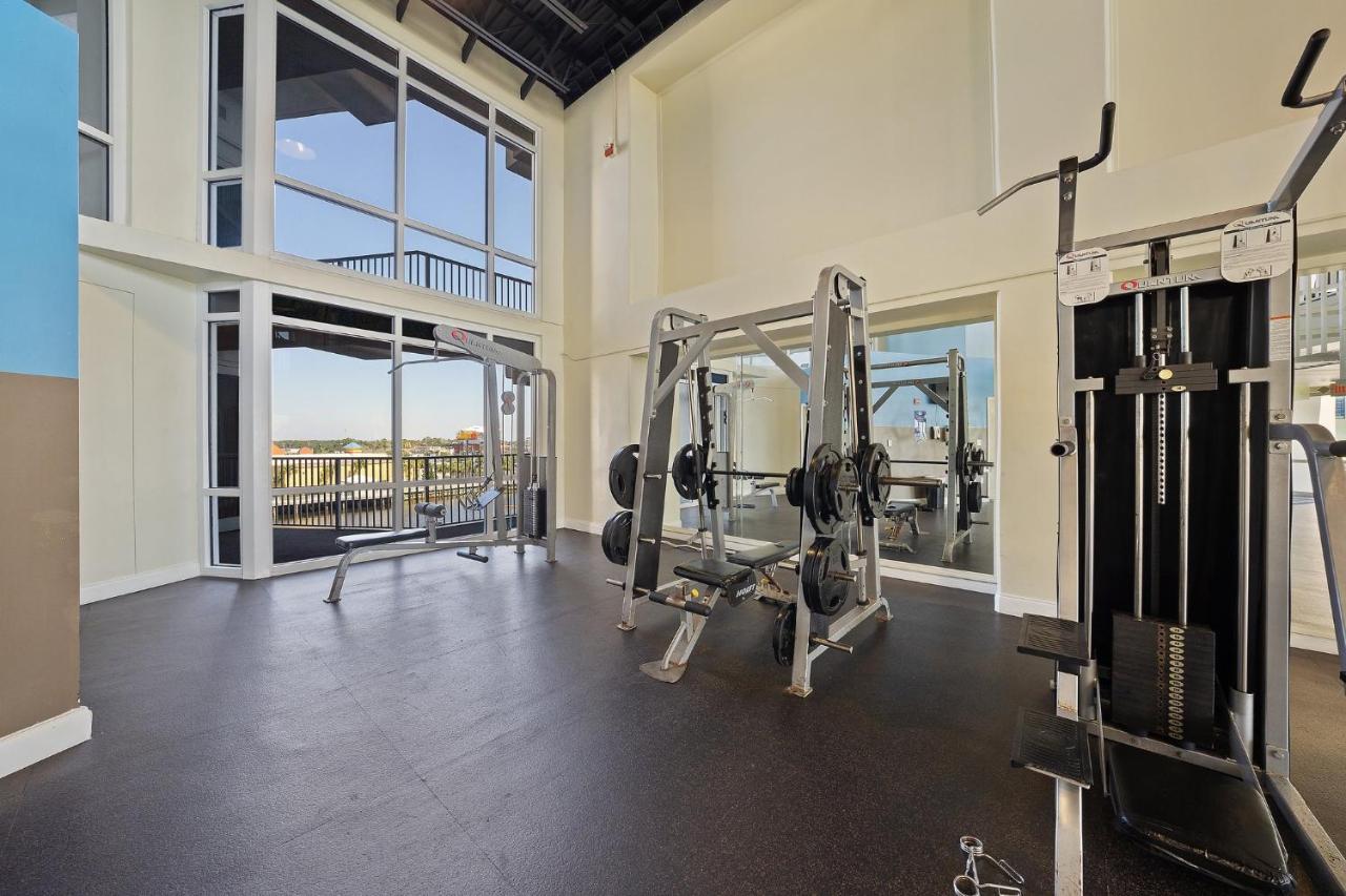 Laketown Wharf 1025 Apartment